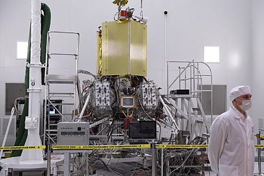 Специалисты ведут работы по импортозамещению комплектующих станции "Луна-27"