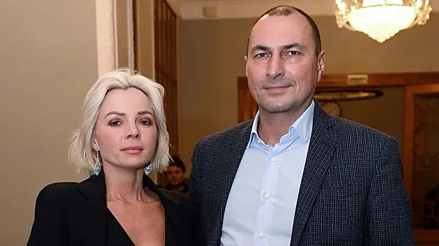 Экс-супруг Волочковой подарил невесте кольцо за 25 млн