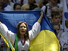 «Подам гараж»: украинцы воспользовались трансляцией «нападения» России