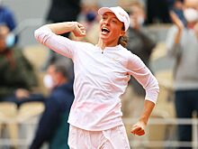 Свёнтек стала первой теннисисткой с 2017 года, которая смогла одержать 60 побед за сезон
