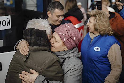 Двадцать пять курян вернулись на Родину
