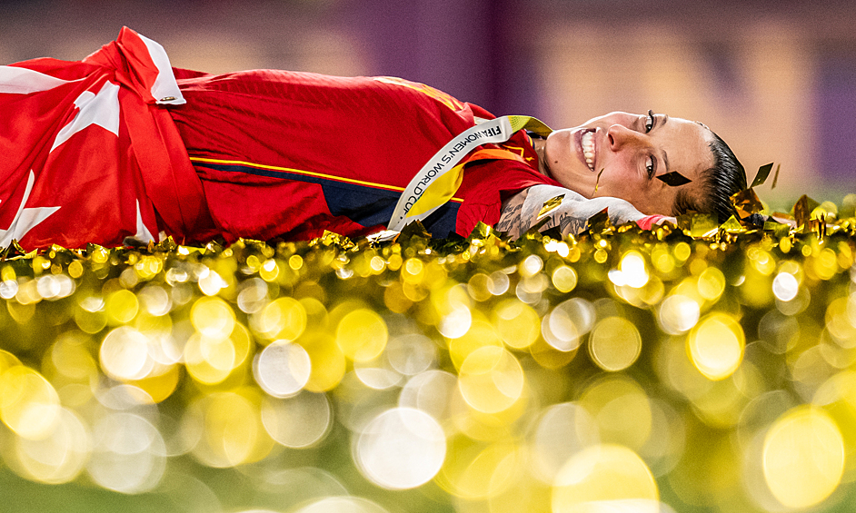 Дженнифер Эрмосо после победы на женском чемпионате мира по футболу