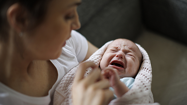 5 неочевидных причин младенческих колик: как помочь малышу