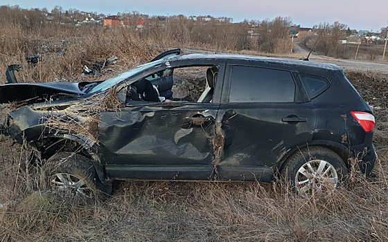 Под Рязанью «Кашкай» улетел в кювет, водитель погиб