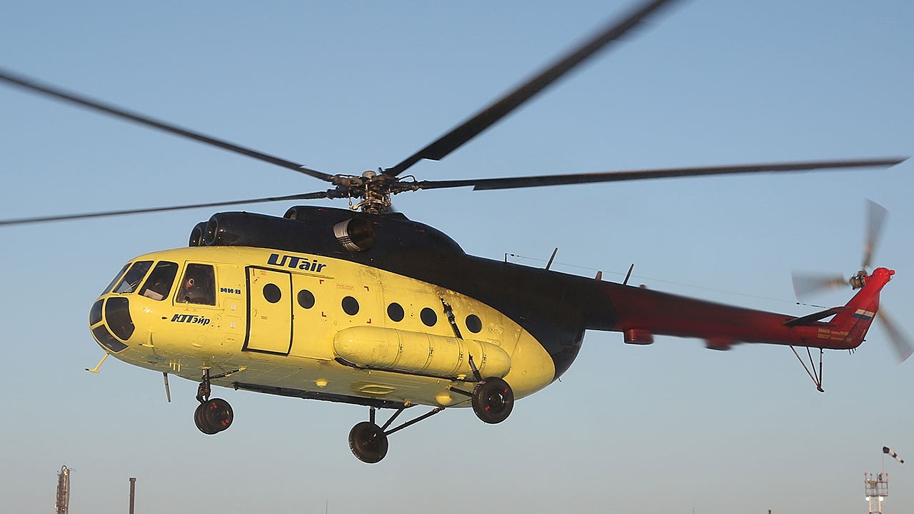 Вертолет совершил аварийную посадку в ХМАО