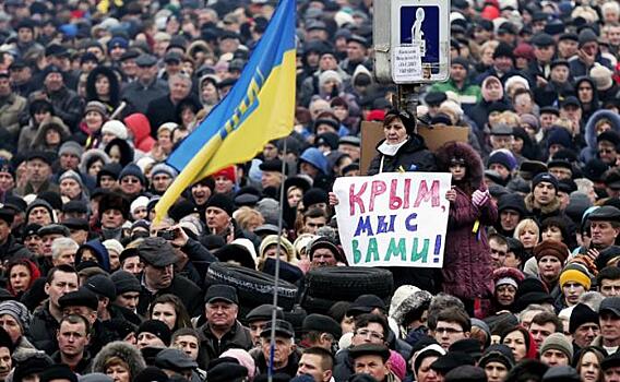 Украинцы все меньше хотят воевать за Крым