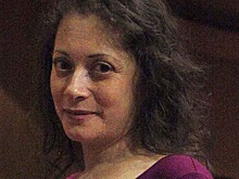 От рака умерла известная певица и актриса Лурдес Амбрис