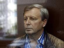 Медведев уволил замглавы ПФР Иванова