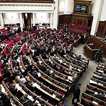 Донбасс, продажа земли и неприкосновенный Порошенко: что приняла Рада 12 декабря