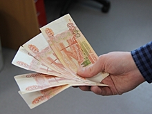 ДФО лидирует в зарплатной гонке: где получают больше всего