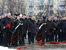 У монумента воинской и трудовой славы пензенцев прошло торжественное мероприятие