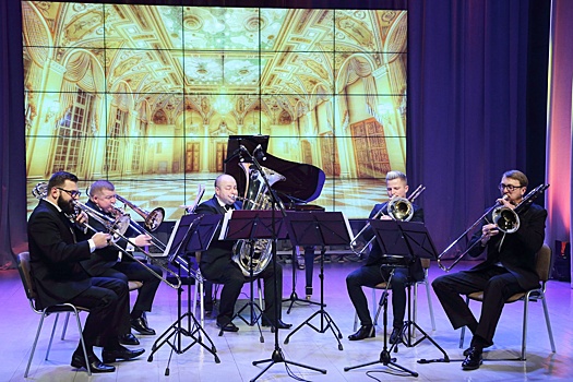 Минск: Произведения Баха и джазовое попурри прозвучат на выставке Александра Финского