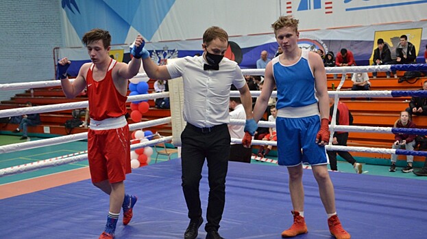 Вологодские боксеры завоевали медали всех достоинств на межрегиональном турнире