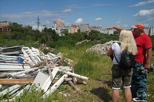 Нижегородских дачников обвинили в завале своих участков тоннами хлама