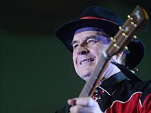 Григорий Гладков воспел таблицу Менделеева