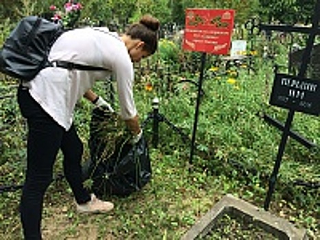30 августа в Старом Крюково прошла мемориально-патронатная акция по приведению в порядок воинских захоронений