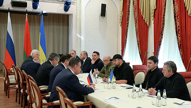 В Киеве назвали основную тему переговоров Украины и РФ