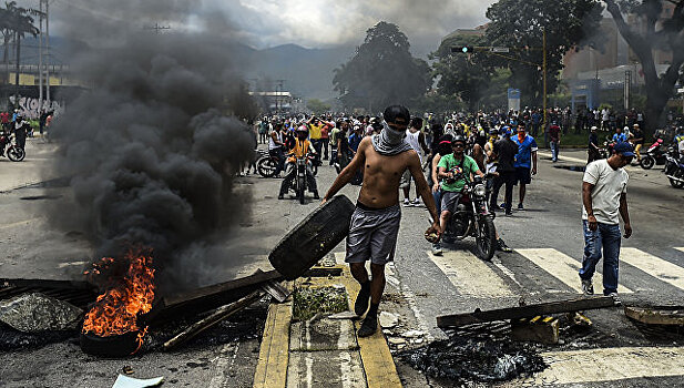 Правительство Венесуэлы подписало соглашение с оппозицией