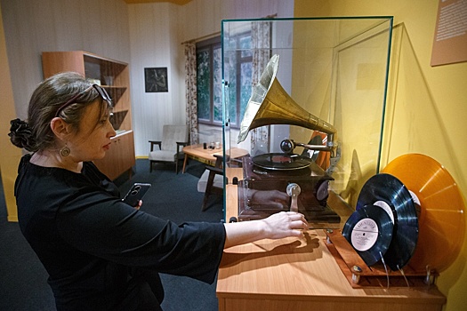 Может ли ИИ писать музыку, как Чайковский