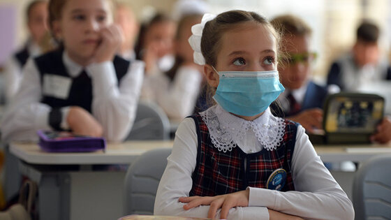 В школах введут новые меры для предотвращения массового заражения коронавирусом