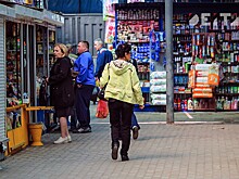 Ещё один ТЦ закрыли на Спортивном рынке во Владивостоке