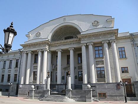 В красивом здании Нацбанка на Баумана есть музей. Попасть туда можно бесплатно