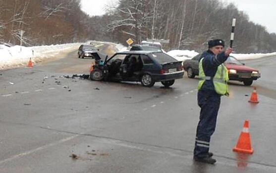 Столкновение автомобилей под Железногорском привело к травмам