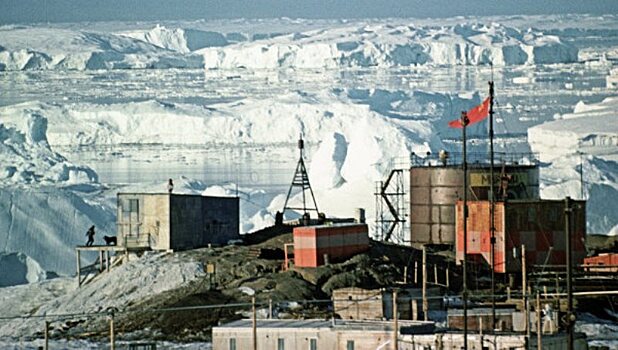 Базы РФ в Антарктиде очистили от радиоактивных источников