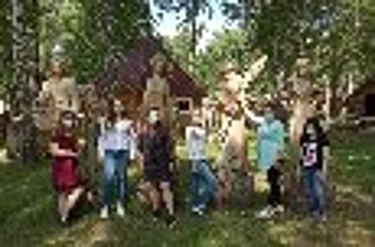 Воспитанниц Томской воспитательной колонии №2 пригласили на экскурсию в парк «Околица»