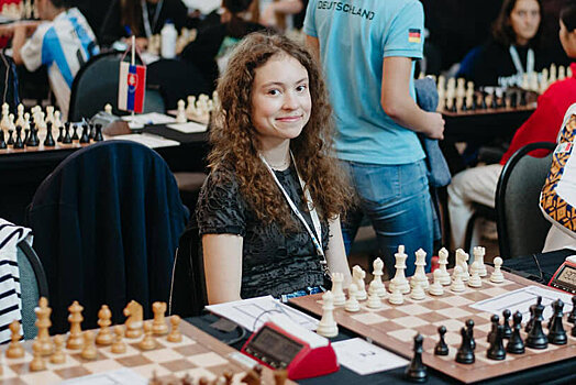 Чемпионка мира по шахматам U18 Карманова: «Нравится катание Медведевой, красивые программы. Загитова — это больше про прыжки, а Медведева — про артистичность»