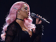 Агилера в Кремле, лабутены и голая Свифт: каким был 2016 год в музыке