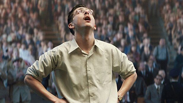 «Марти Великолепный» с Тимоти Шаламе вышел в онлайне