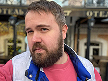 Один из богатейших российских блогеров ответил на обвинения в продажности