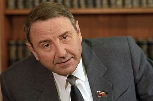 Умер последний член ГКЧП Олег Бакланов