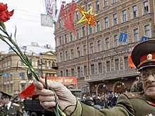 В Смольном рассказали, почему 9 мая можно проводить шествие, а 1 мая нельзя