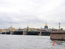 На Неве после разводки мостов столкнулись два судна: прокуратура начала проверку