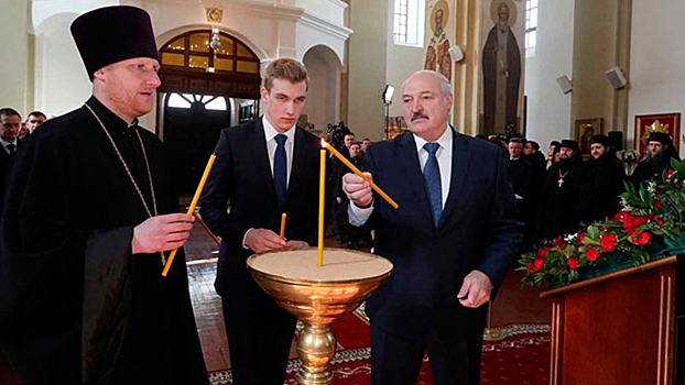 Сын Лукашенко рассказал, как отец вел себя в ходе лечения от коронавируса