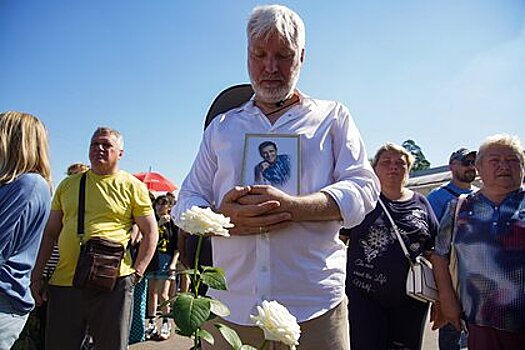 Церемония прощания близких с Юрием Шатуновым началась в Москве