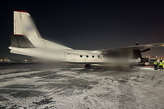 Самолет с пассажирами совершил аварийную посадку в Иркутске