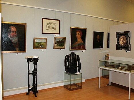 В музее-заповеднике "Щелыково" открылась выставка вещей Александра Островского