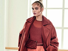 Осенняя коллекция Max Mara: облегающие топы, кашемировые сапоги и бархатные шляпы