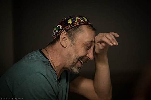 Труппа "Коляда-театра" поздравит екатеринбуржцев в образе Дедов Морозов и Снегурочек