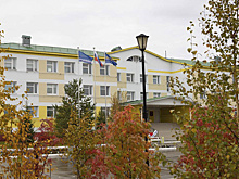 Глава Пуровского района проверил безопасность в школах Тарко-Сале