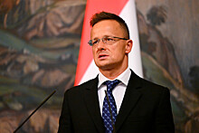 Глава МИД Венгрии сообщил, что поедет на саммит по Украине в Швейцарии