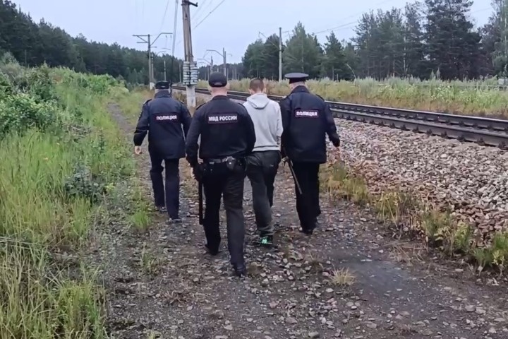 Арестованы подростки, пытавшиеся совершить теракты на свердловской железной дороге