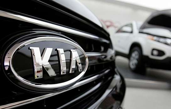 Kia готовит четырехдверное купе