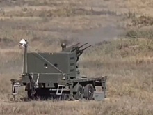 Сбивать дроны на СВО отправили роботов "Зубр" с четырьмя пулеметами