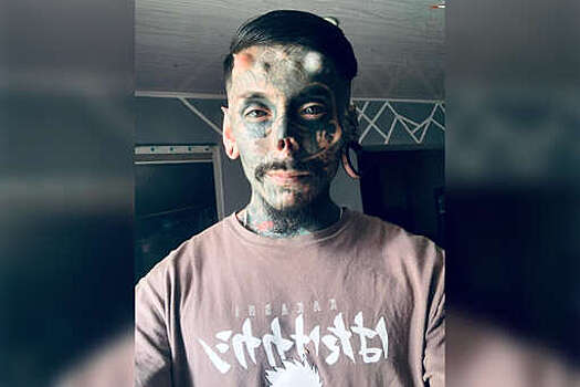 Daily Mail: отца из Колумбии называют папой-демоном из-за его татуировок