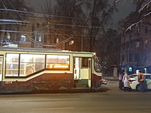 Пять трамваев встали на улице Белинского из-за ДТП