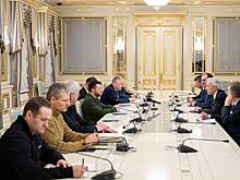 Генерал ВСУ в отставке заявил, что военные возмущены увольнением Залужного